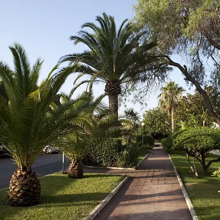 Garden Nikki Beach *